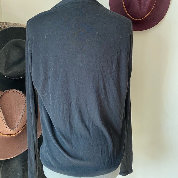 4/$25 Victoria secret top - Picture 2 of 3